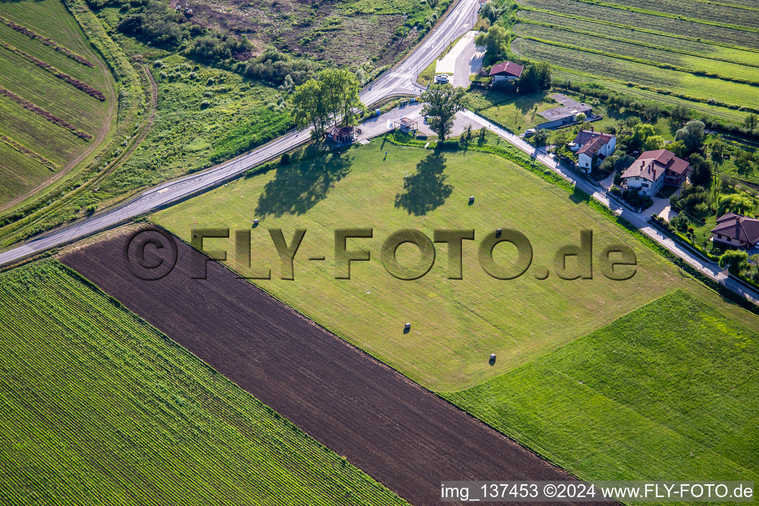 Paragliding Landing Lijak / Društvo jadralnih padalcev Polet Nova Gorica, Slowenien