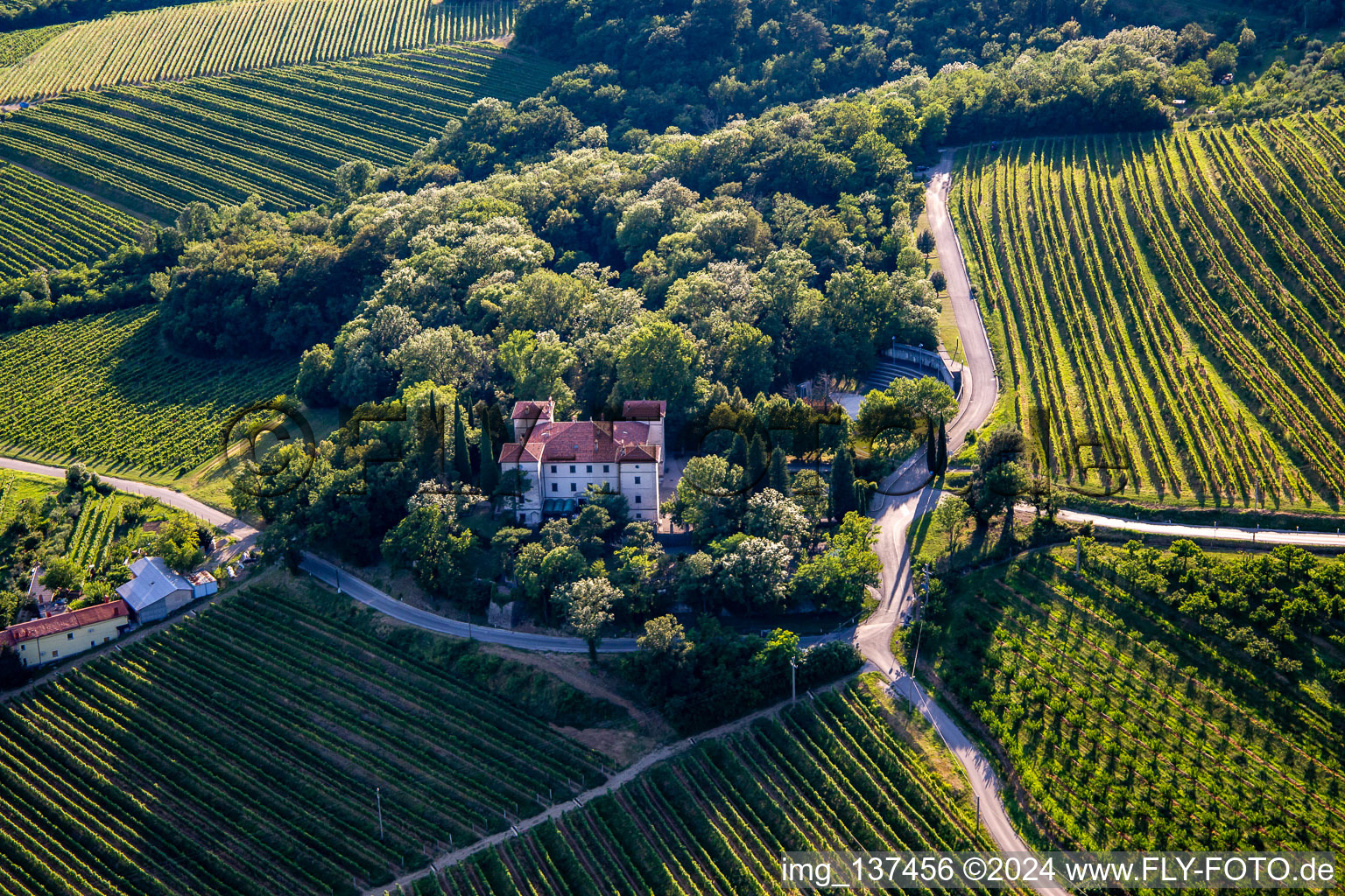 Burg Kromberk / Goriški muzej Kromberk - Nova Gorica  , Restavracija Grad Kromberk, Mateja Bagar :///, Slowenien