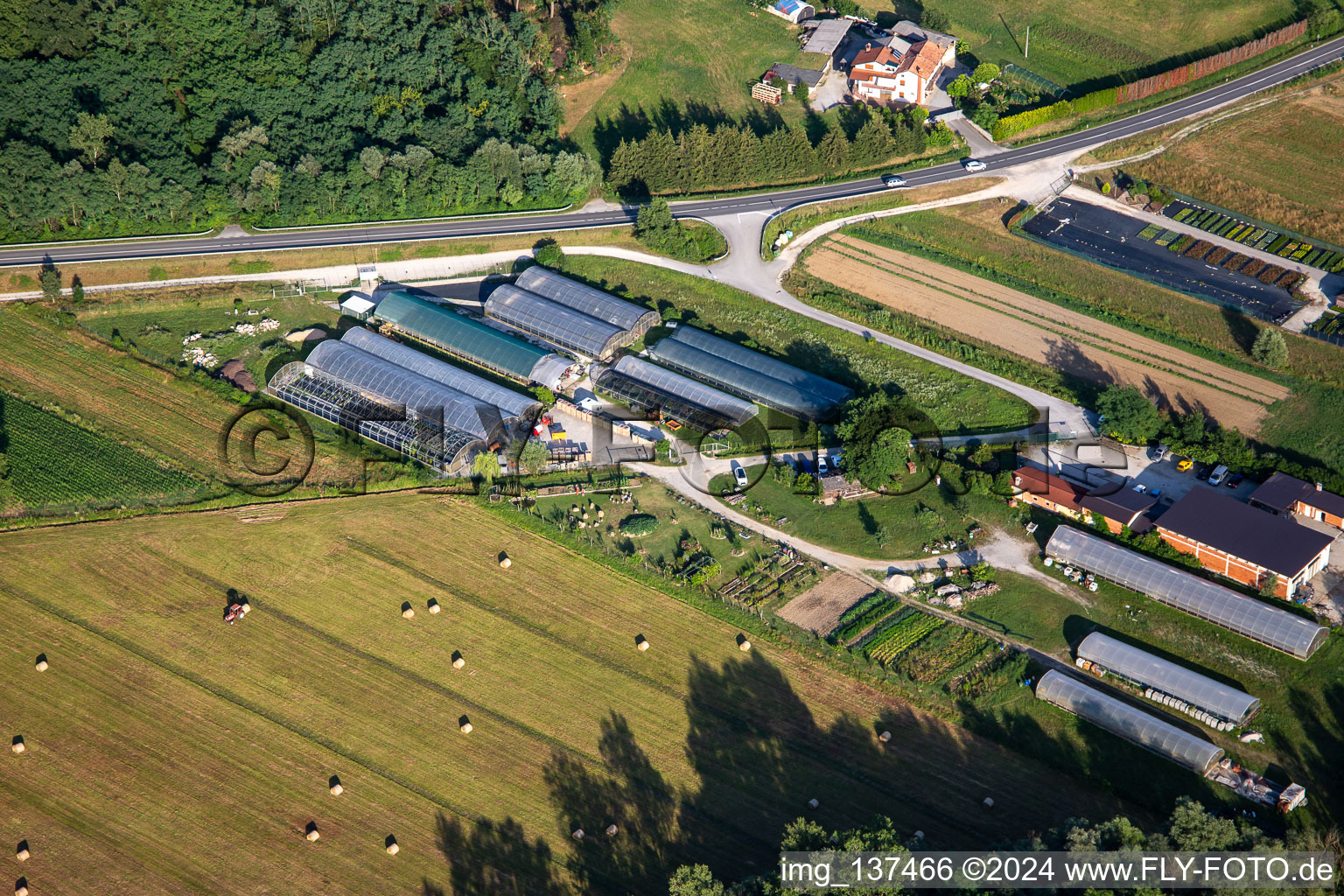 Gartencenter Vrtnarija Majdin Gaj und  Horti d.o.o im Ortsteil Vogrsko in Renče-Vogrsko, Slowenien