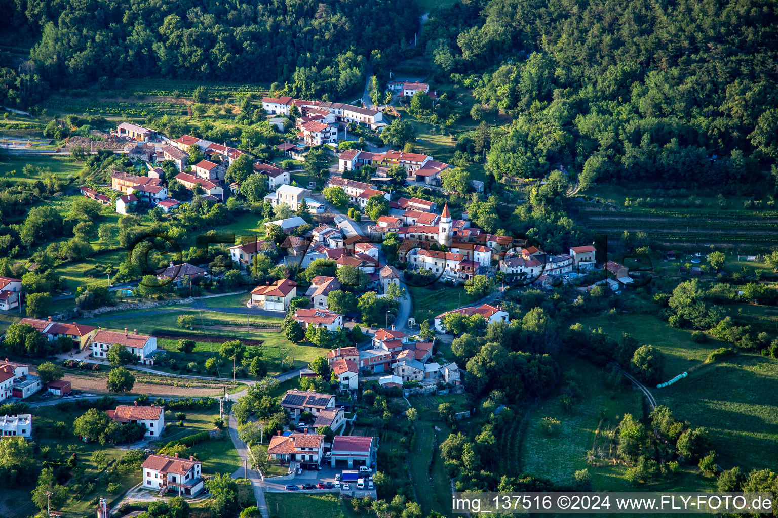 Ajdovščina, Slowenien von oben gesehen