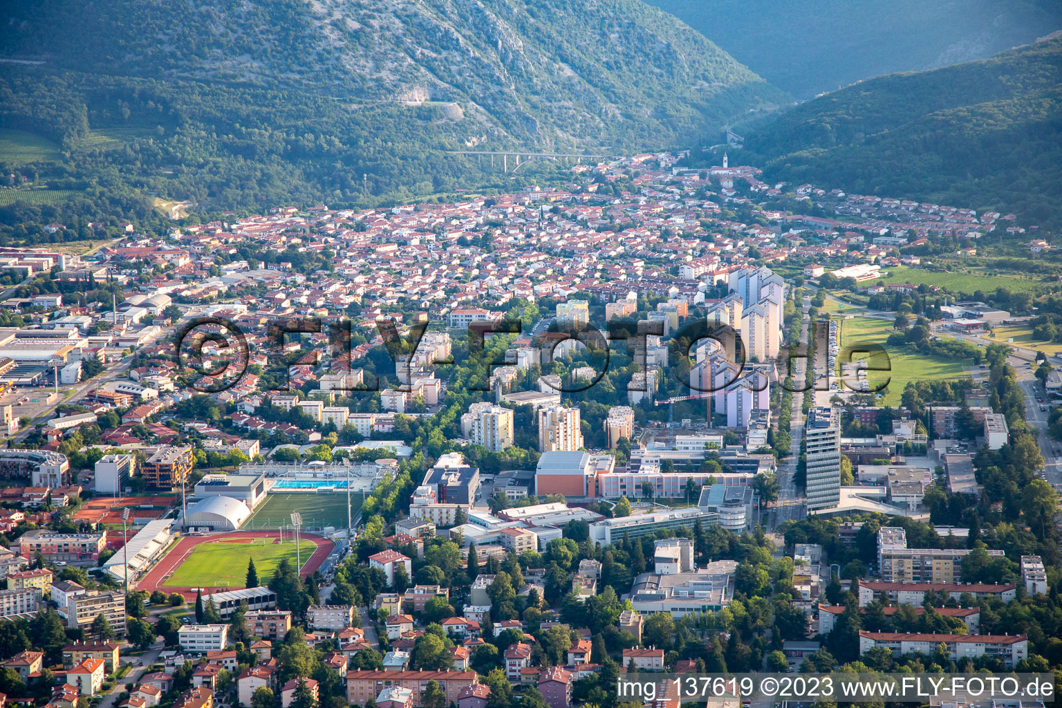 Innenstadt O von Süden in Nova Gorica, Slowenien
