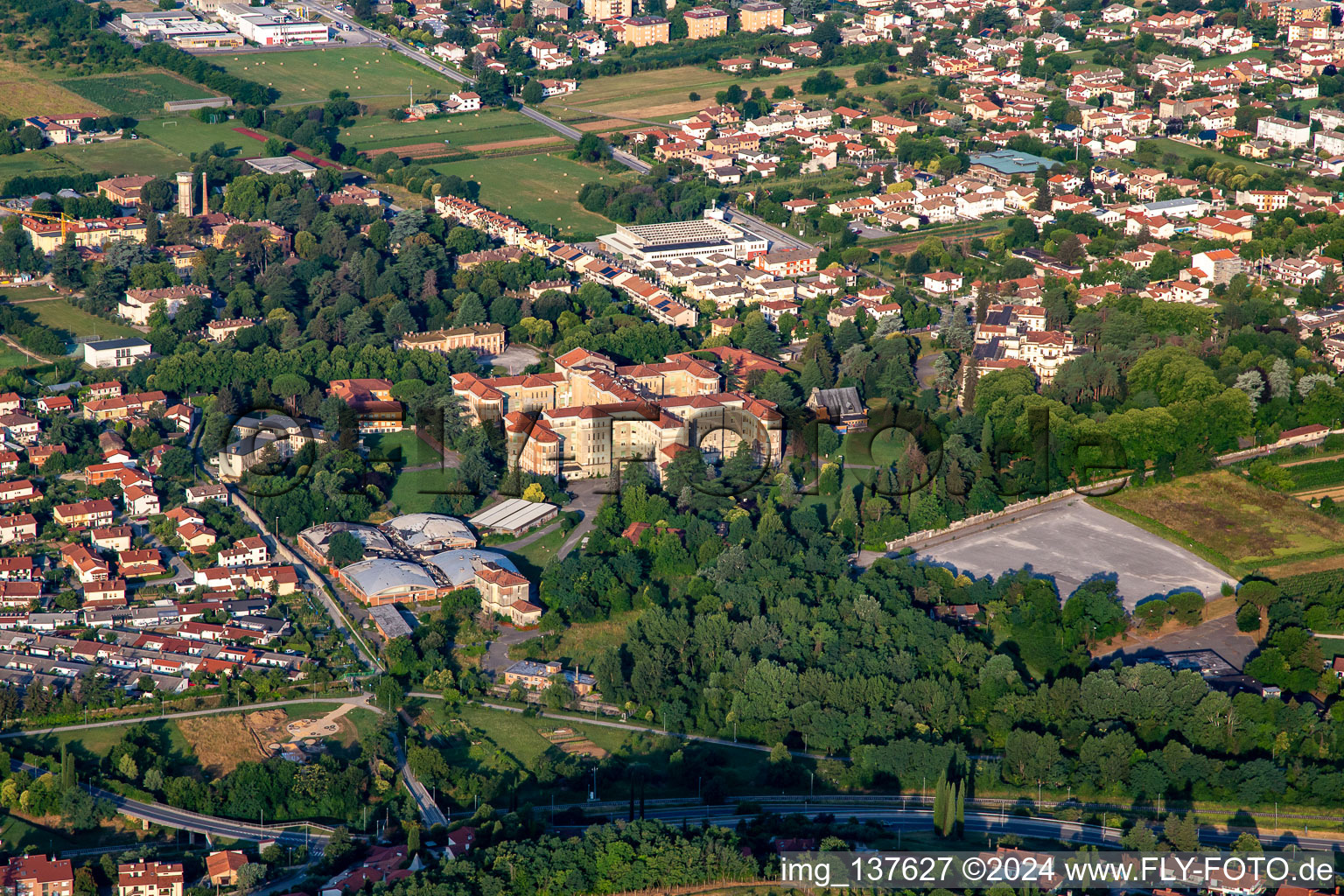 Luftbild von Krankenhaus Ospedale Civile in Gorizia, Italien