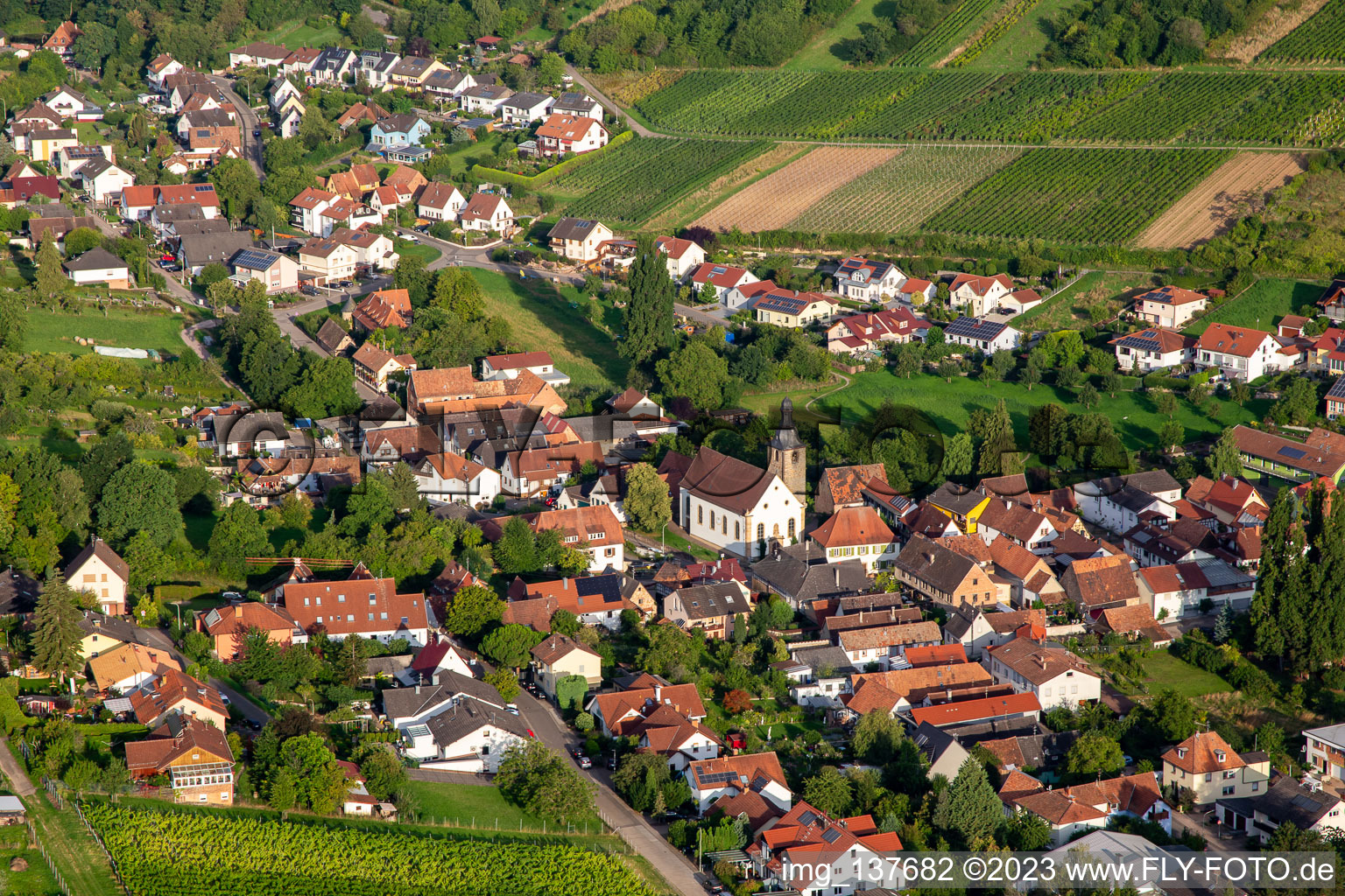 St. Simon im Ortsteil Pleisweiler in Pleisweiler-Oberhofen im Bundesland Rheinland-Pfalz, Deutschland
