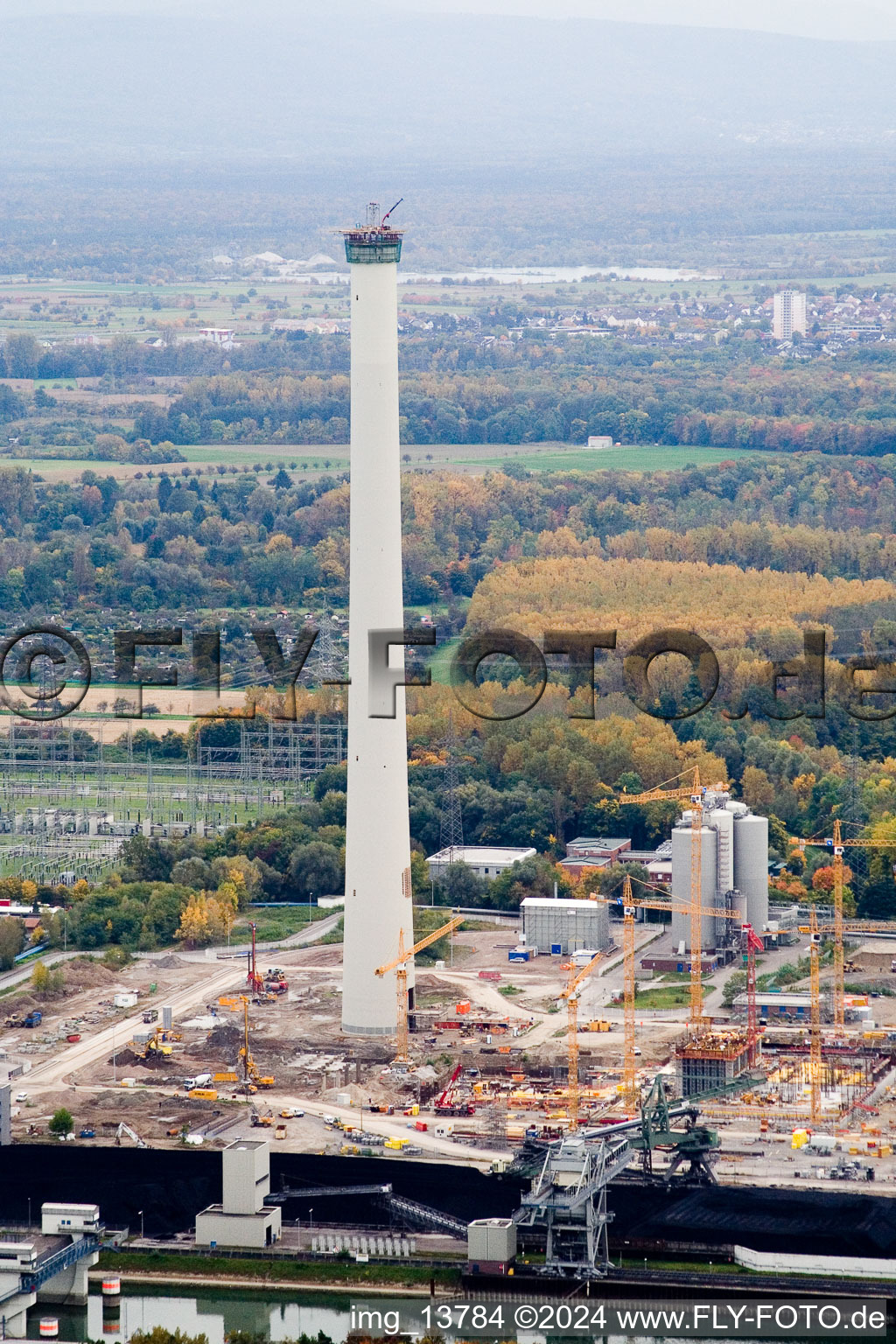 Luftaufnahme von EnBW Neubau Kohlekraftwerk am Rheinhafen in Karlsruhe im Bundesland Baden-Württemberg, Deutschland