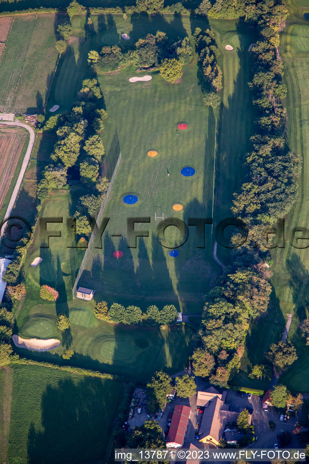 Luftaufnahme von Golf Club Strasbourg in Illkirch-Graffenstaden im Bundesland Bas-Rhin, Frankreich