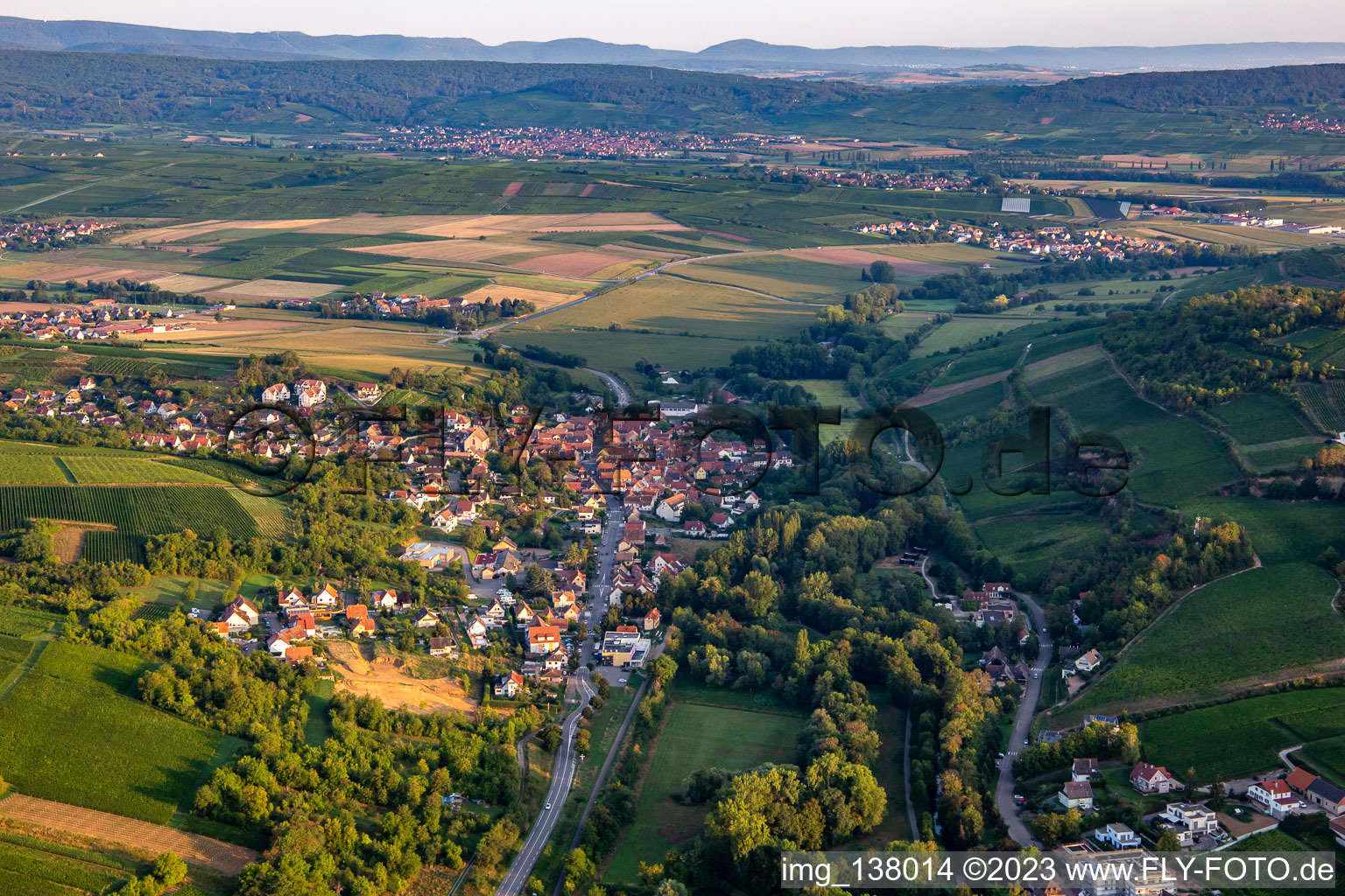 Luftbild von Soultz-les-Bains im Bundesland Bas-Rhin, Frankreich