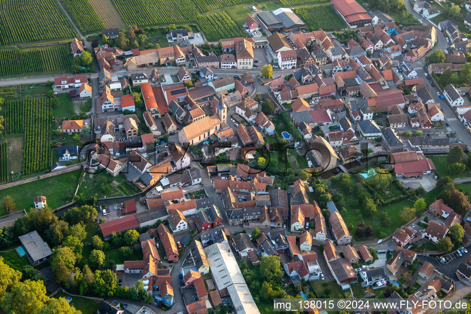 Eglise Saint Etienne in Wolxheim im Bundesland Bas-Rhin, Frankreich