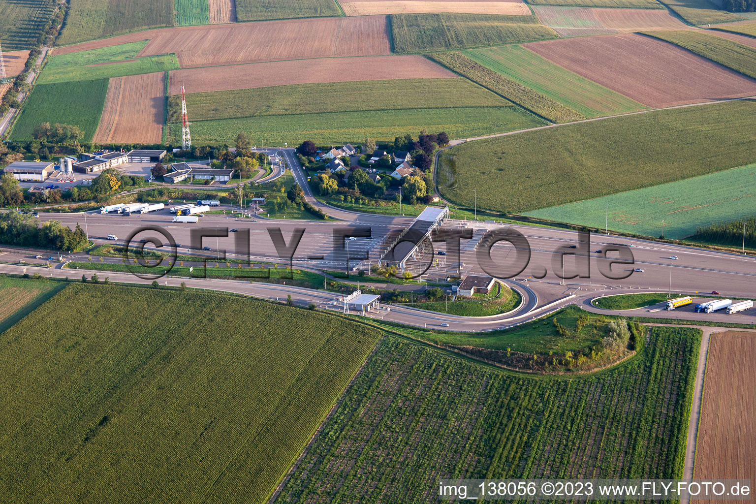 Autobahnmautstelle A4 Hochfelden   Sanef Service in Schwindratzheim im Bundesland Bas-Rhin, Frankreich