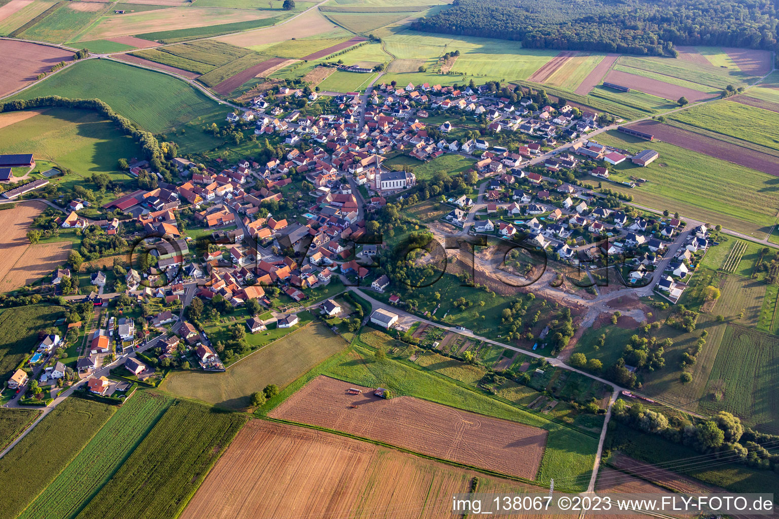 Luftbild von Uhlwiller im Bundesland Bas-Rhin, Frankreich