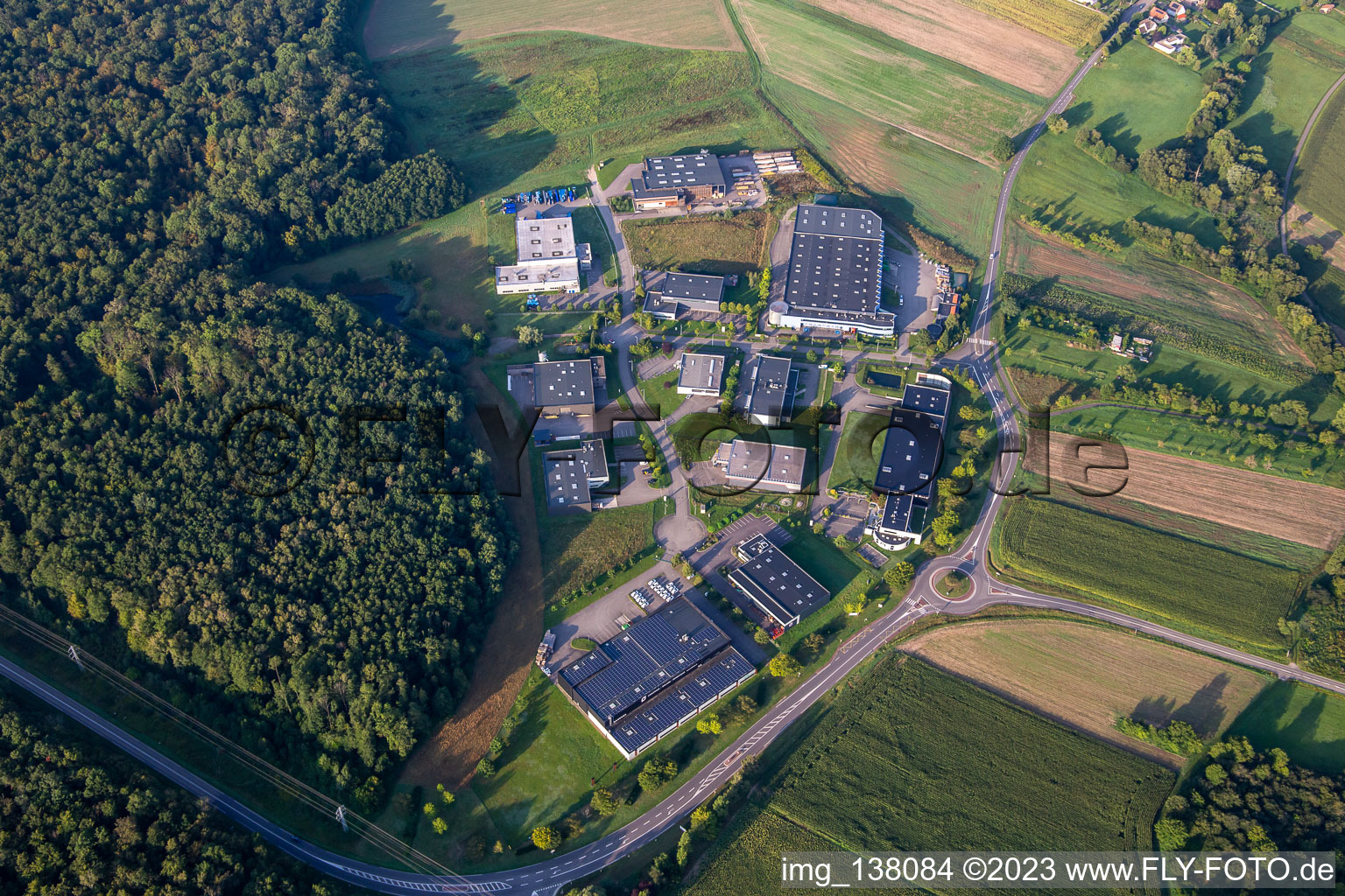 Luftbild von Gewerbegebiet Rue du Tabac in Eschbach im Bundesland Bas-Rhin, Frankreich