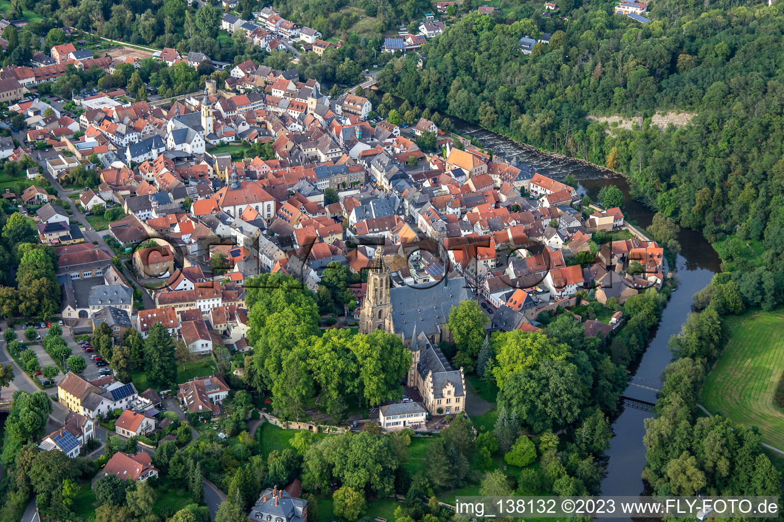 Luftbild von Historische Altstadt von Süden in Meisenheim im Bundesland Rheinland-Pfalz, Deutschland