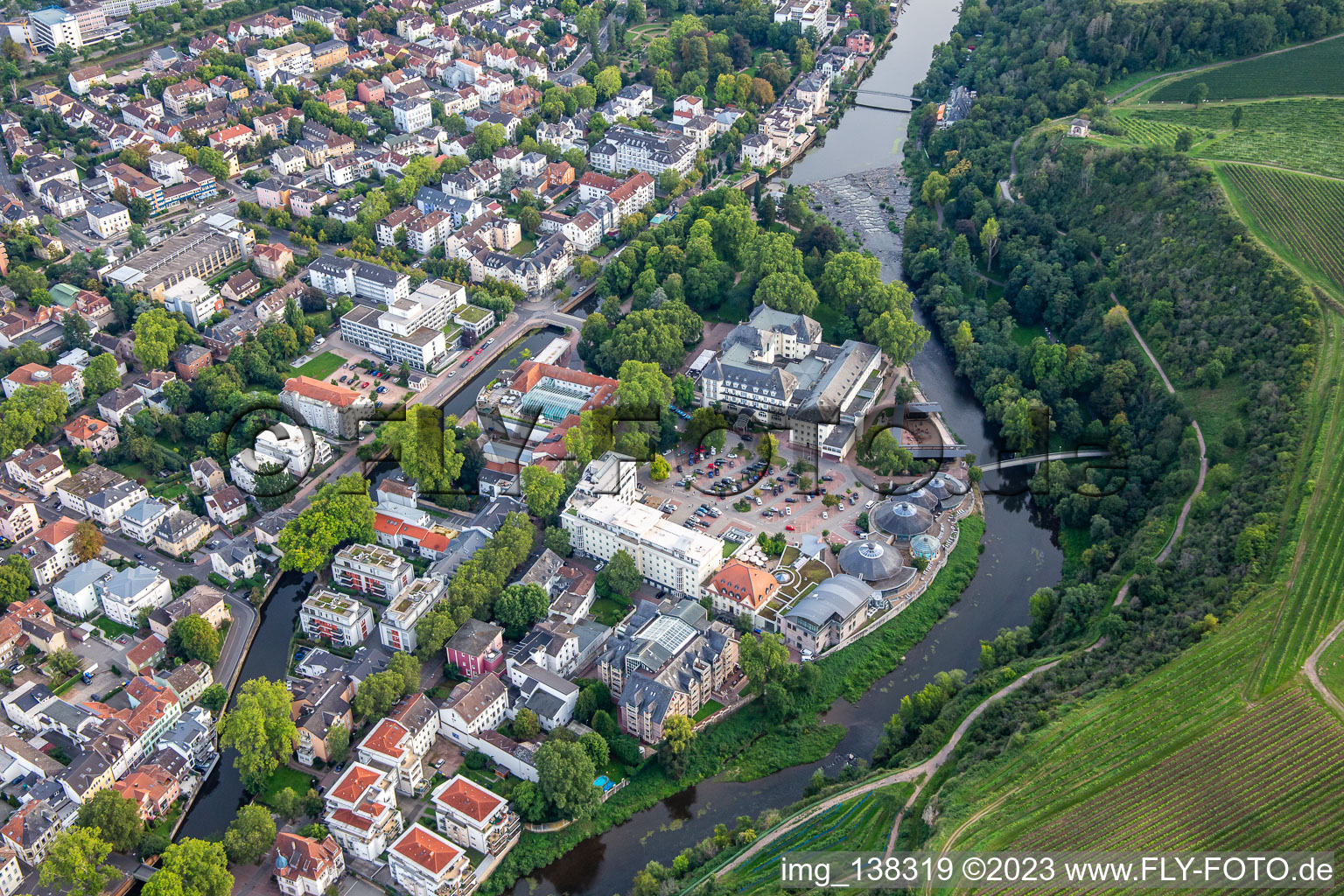 Luftaufnahme von PK Parkhotel Kurhaus in Bad Kreuznach im Bundesland Rheinland-Pfalz, Deutschland