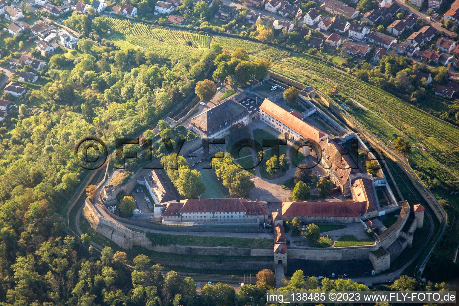 Luftbild von Museum Hohenasperg - Ein deutsches Gefängnis in Asperg im Bundesland Baden-Württemberg, Deutschland