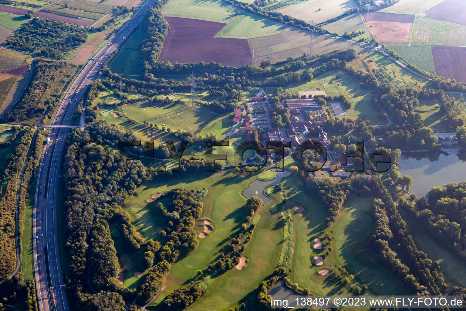 Luftbild von Golfclub Schloss Monrepos im Ortsteil Eglosheim in Ludwigsburg im Bundesland Baden-Württemberg, Deutschland