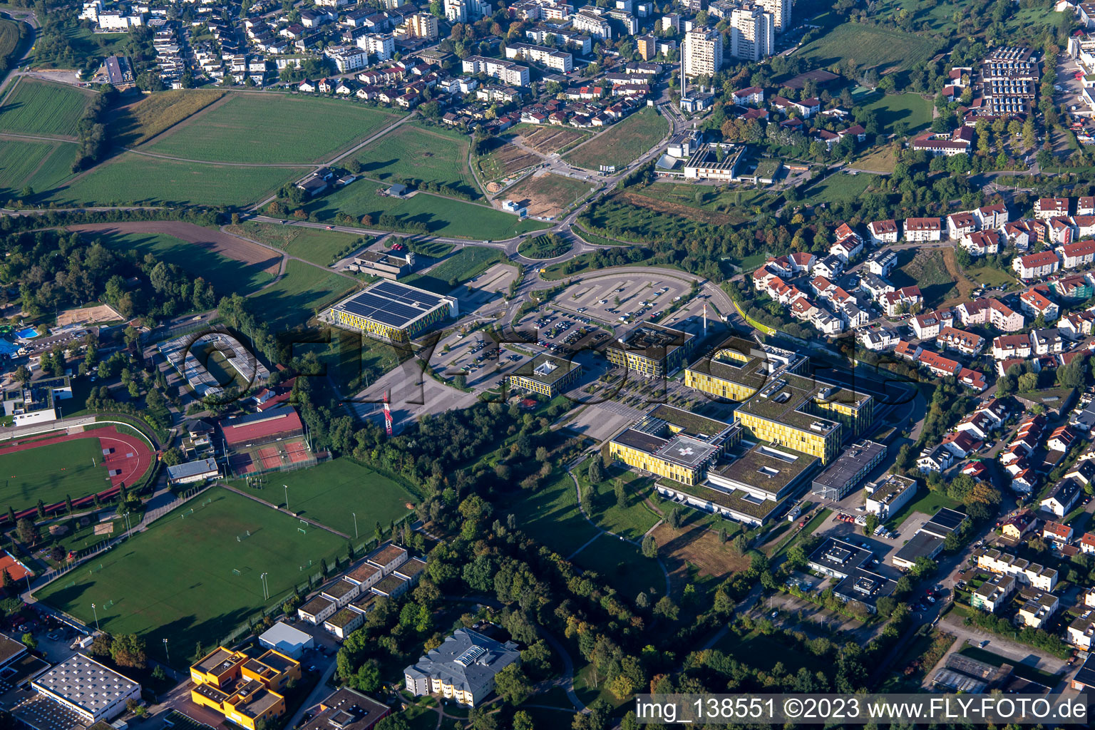 Luftbild von Rems-Murr-Kliniken und  AWO Kinderhaus Zipfelbach in Winnenden im Bundesland Baden-Württemberg, Deutschland