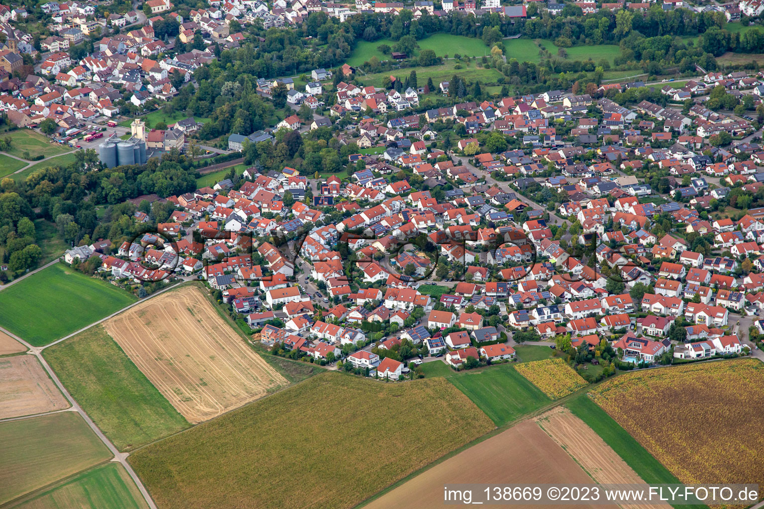 Luftaufnahme von Ortsteil Schluchtern in Leingarten im Bundesland Baden-Württemberg, Deutschland