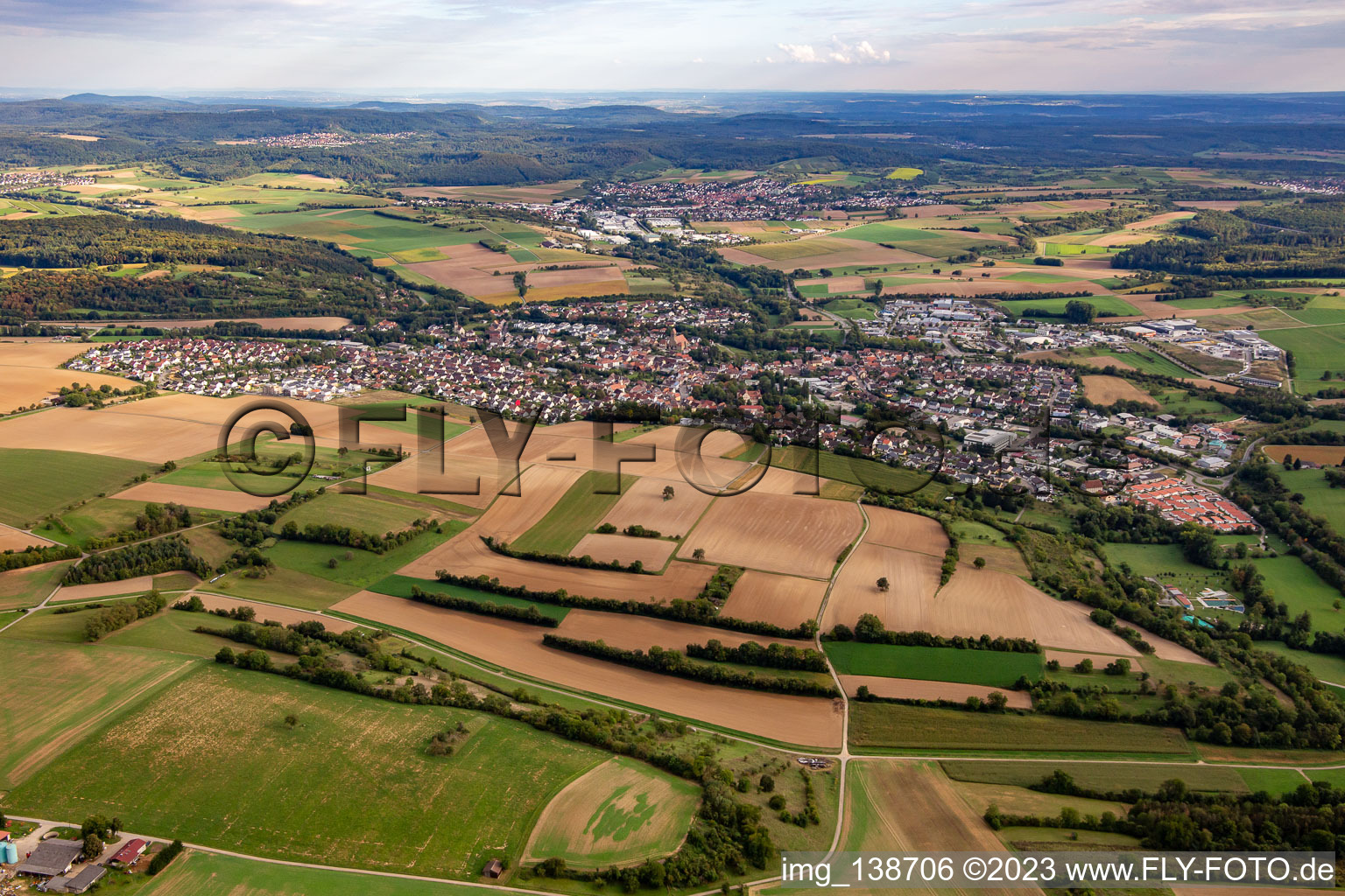 Von Nordwesten in Oberderdingen im Bundesland Baden-Württemberg, Deutschland