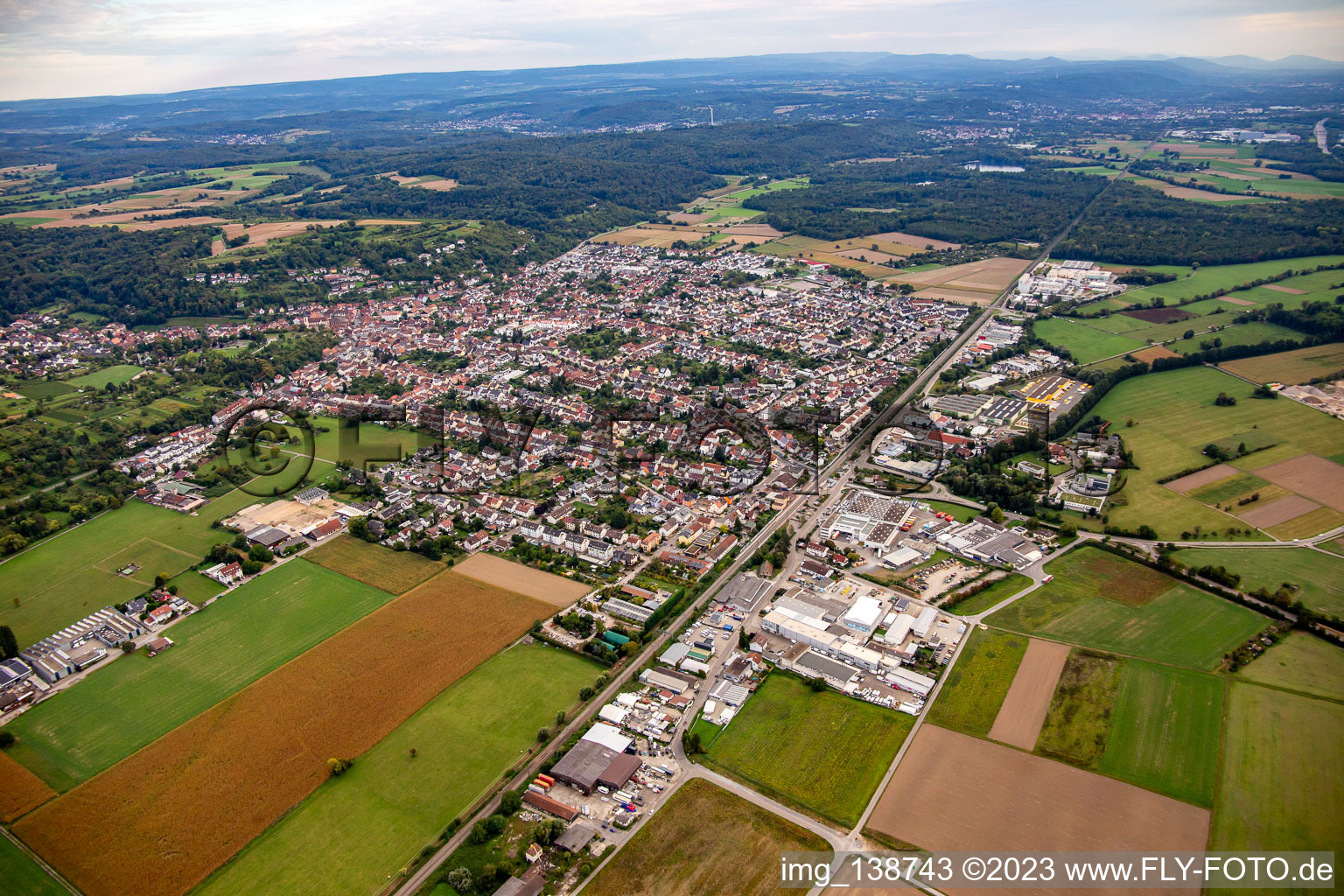 Luftbild von Weingarten im Bundesland Baden-Württemberg, Deutschland
