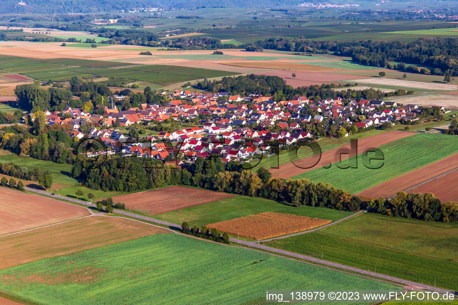 Von Südosten in Barbelroth im Bundesland Rheinland-Pfalz, Deutschland