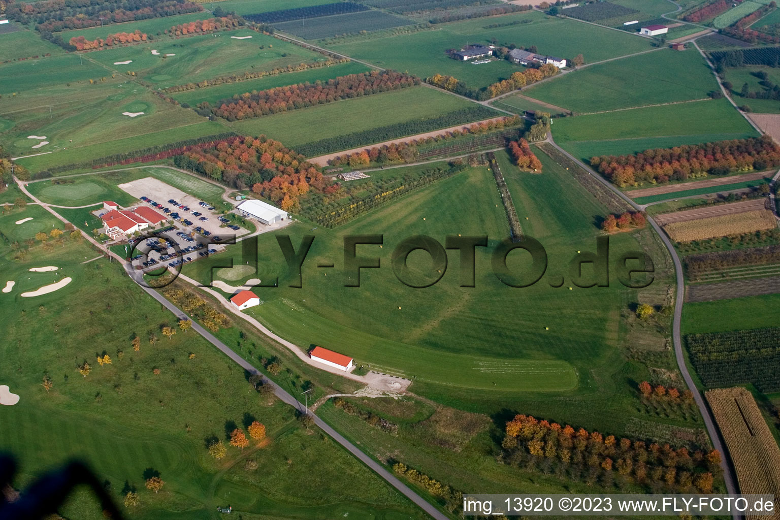 Urloffen, Golfclub Urloffen e.V in Appenweier im Bundesland Baden-Württemberg, Deutschland aus der Drohnenperspektive