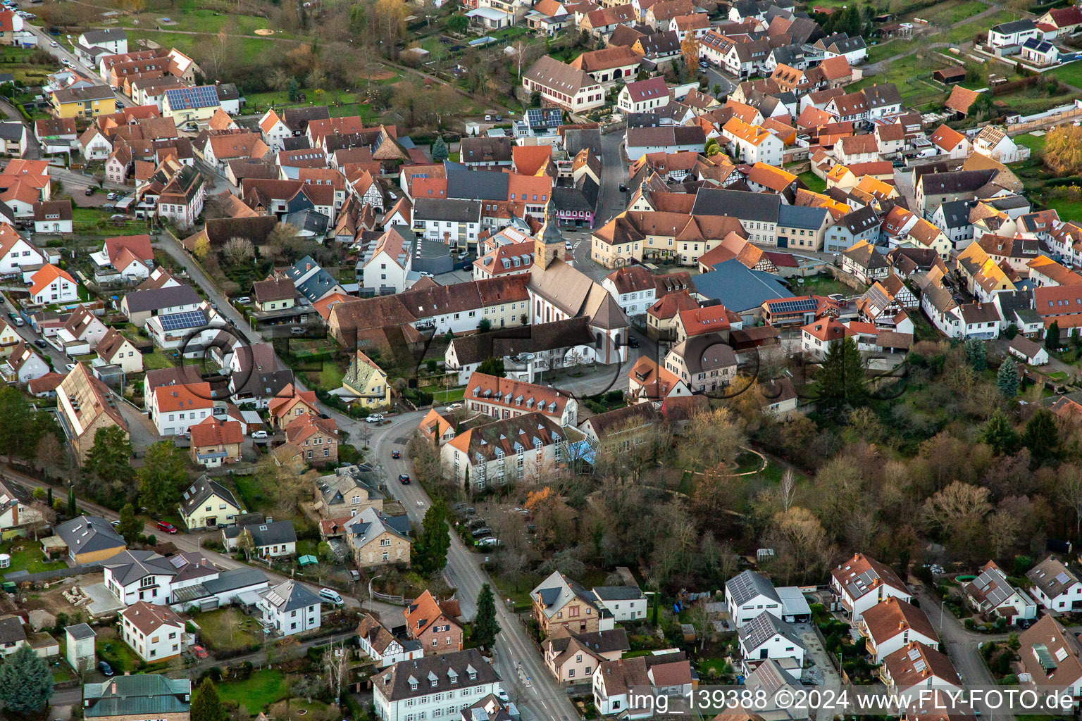 Stiftskirche in Klingenmünster im Bundesland Rheinland-Pfalz, Deutschland