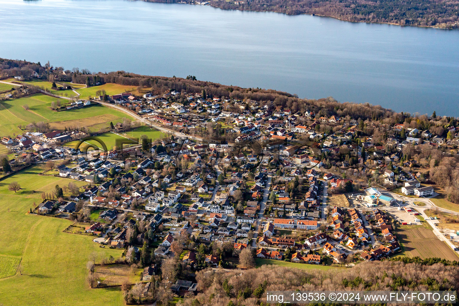 Drohnenbild von Berg im Bundesland Bayern, Deutschland