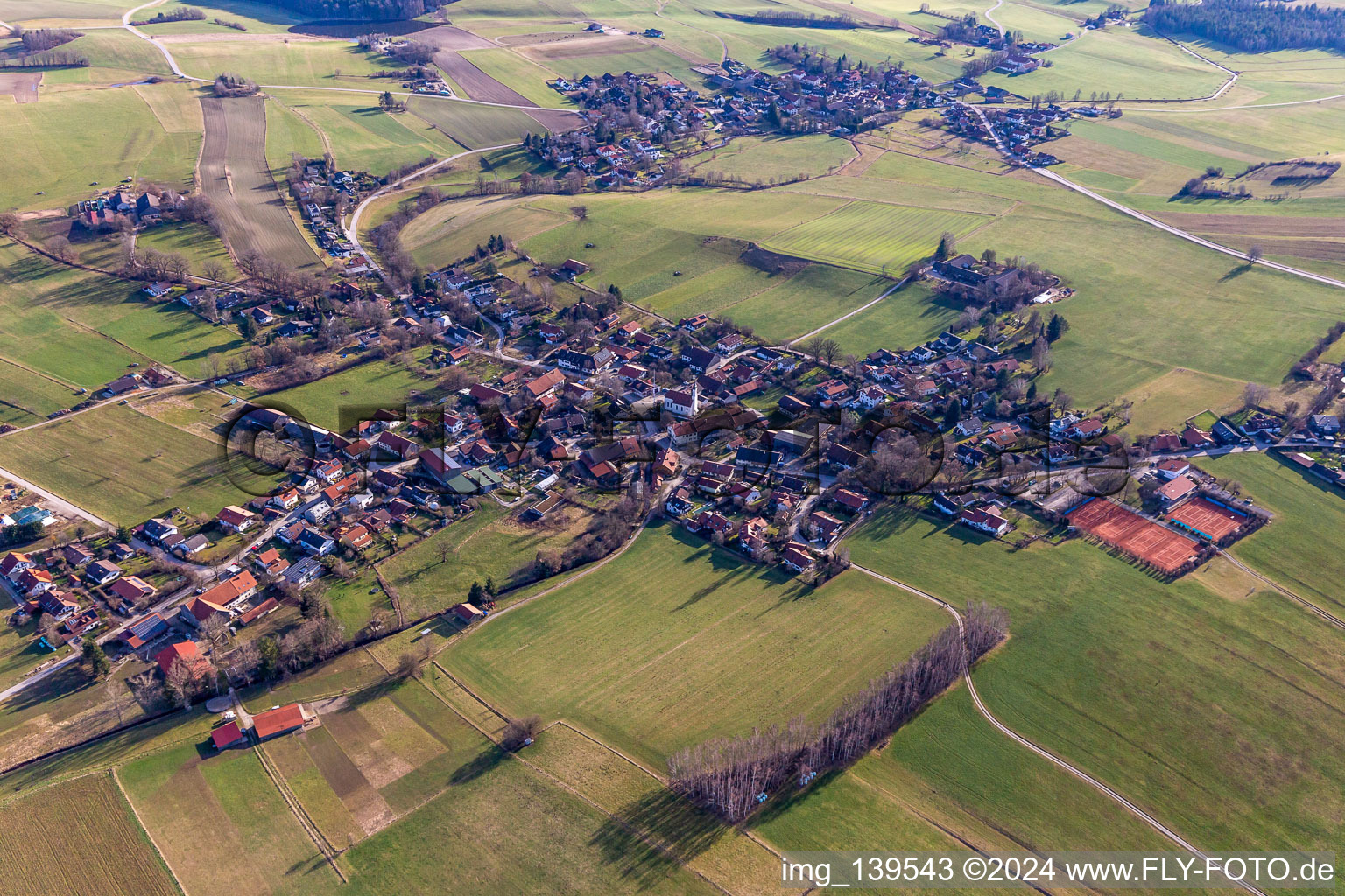 Ortsteil Farchach von Norden in Berg im Bundesland Bayern, Deutschland