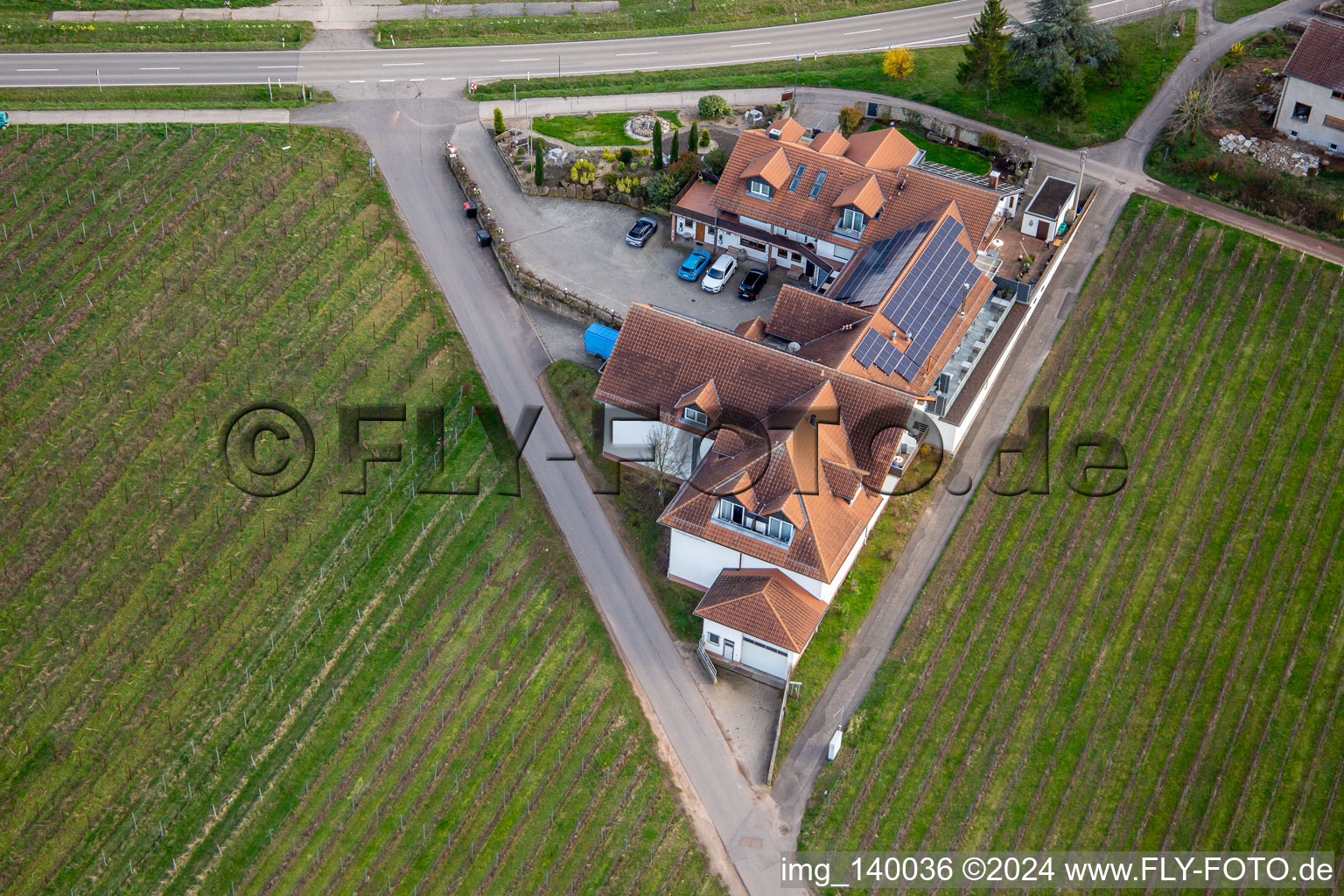 Weingut & Wein Hotel Kienle in Burrweiler im Bundesland Rheinland-Pfalz, Deutschland