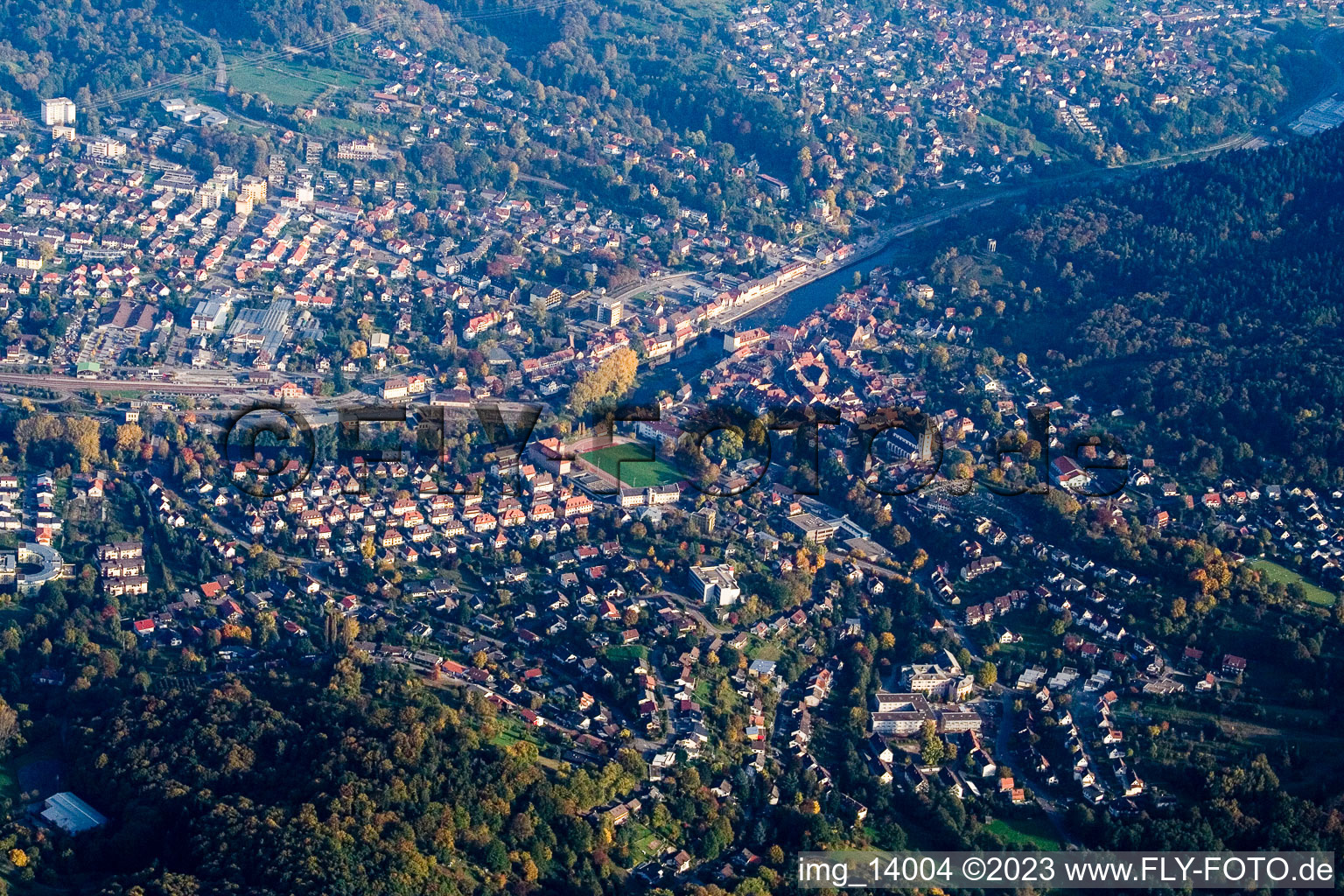 Luftbild von Gaggenau im Bundesland Baden-Württemberg, Deutschland