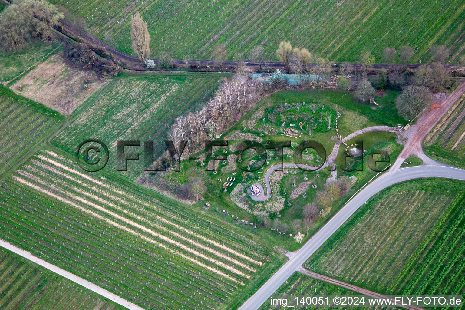 Luftbild von Klima ARBORETUM im Frühling in Flemlingen im Bundesland Rheinland-Pfalz, Deutschland