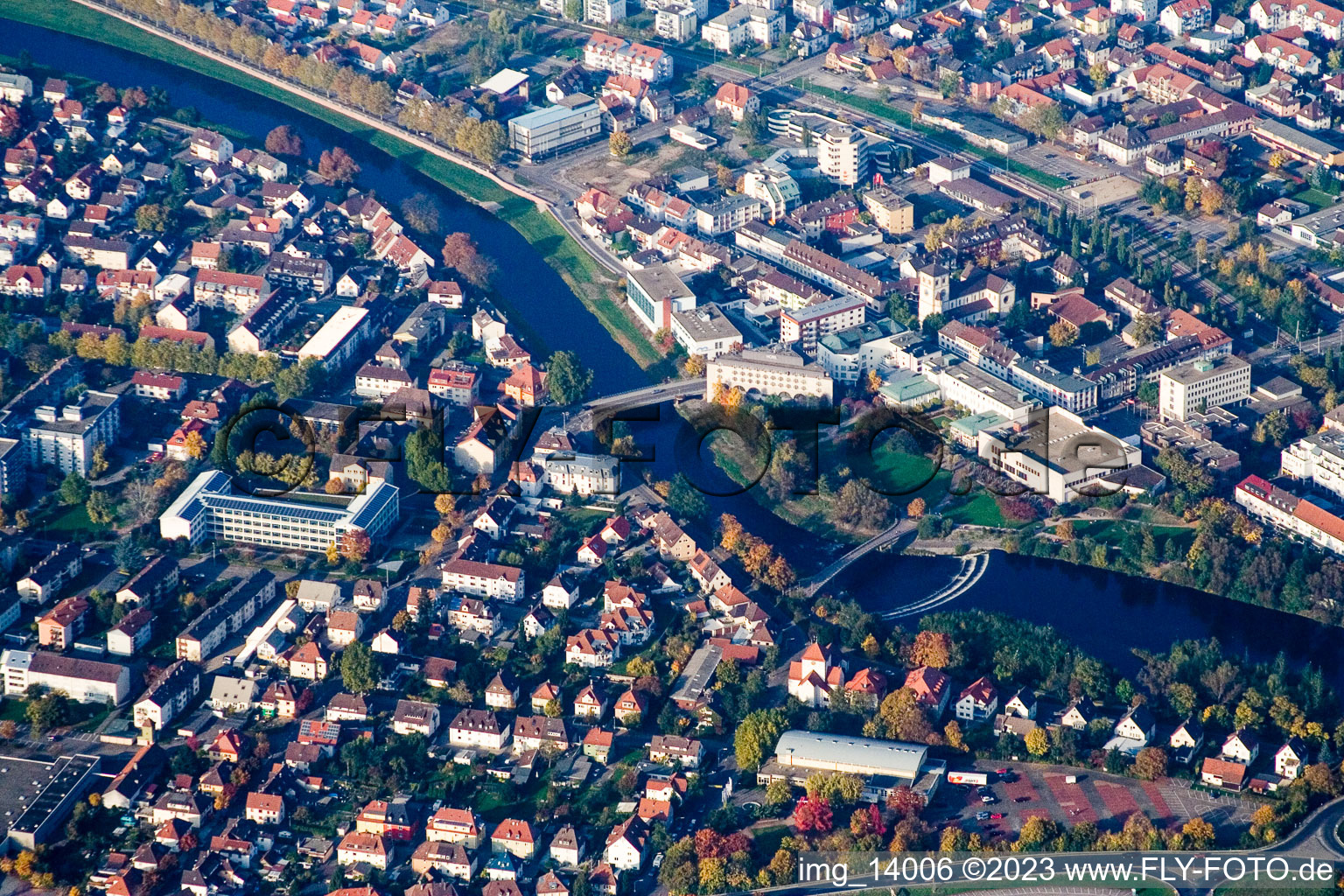 Schrägluftbild von Gaggenau im Bundesland Baden-Württemberg, Deutschland