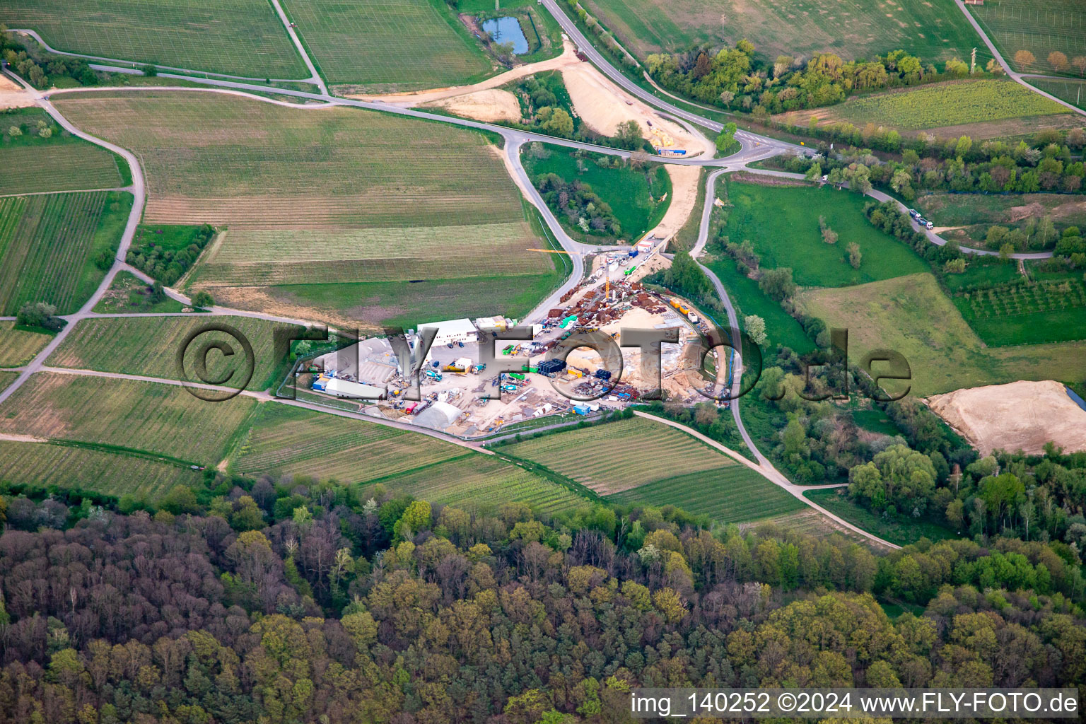 Luftbild von Tunnelbaustelle Ost in Dörrenbach im Bundesland Rheinland-Pfalz, Deutschland