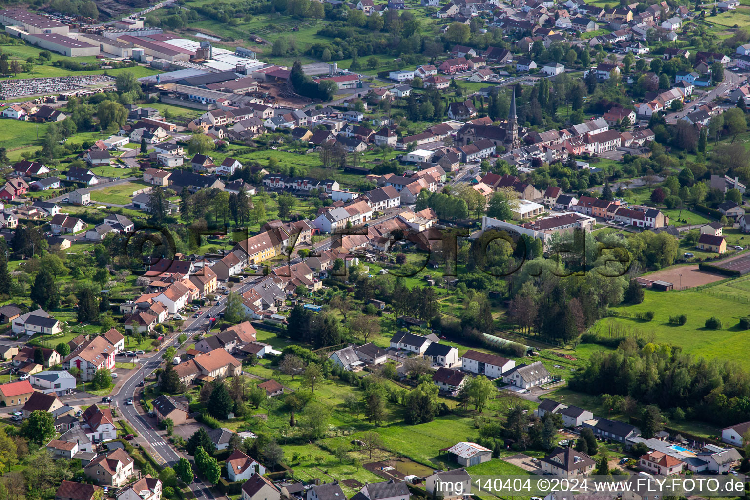 Von NE in Hambach im Bundesland Moselle, Frankreich