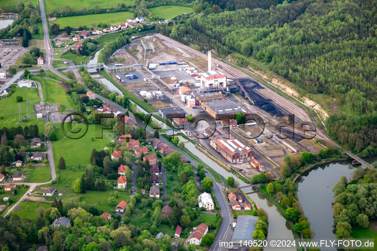 Luftbild von Industriegebiet Rue Ernest Solvay in Willerwald im Bundesland Moselle, Frankreich