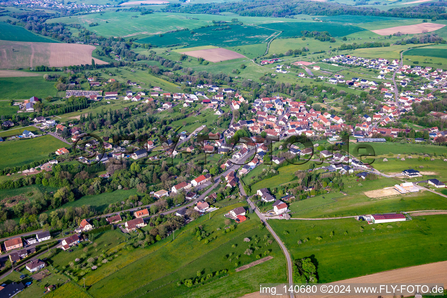 Gros-Réderching im Bundesland Moselle, Frankreich von oben