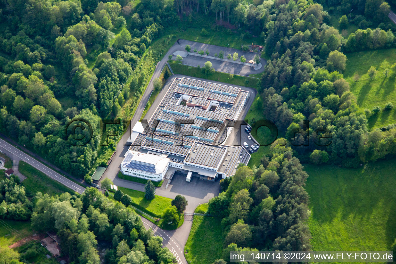 Lugina Schufabrik in Schwanheim im Bundesland Rheinland-Pfalz, Deutschland