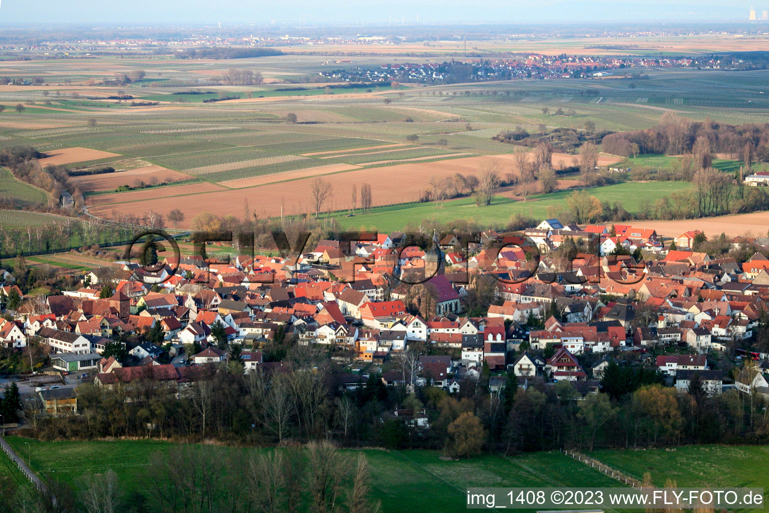 Ortsteil Ingenheim in Billigheim-Ingenheim im Bundesland Rheinland-Pfalz, Deutschland aus der Vogelperspektive