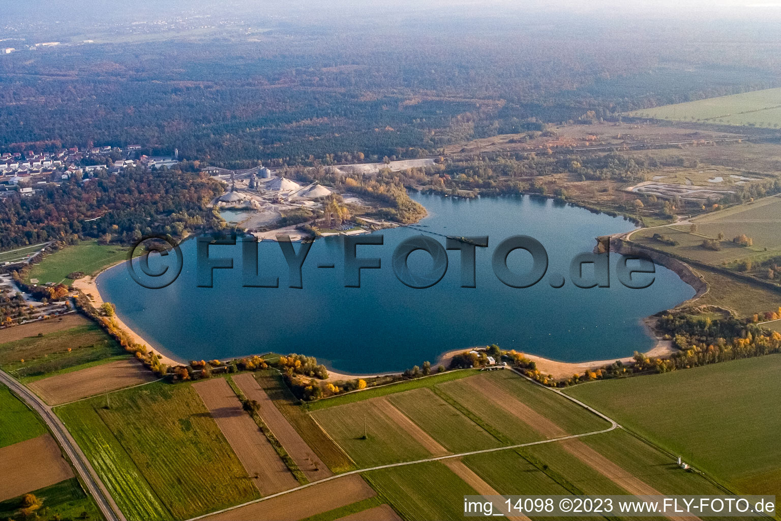 Luftbild von Epple-See im Ortsteil Silberstreifen in Rheinstetten im Bundesland Baden-Württemberg, Deutschland