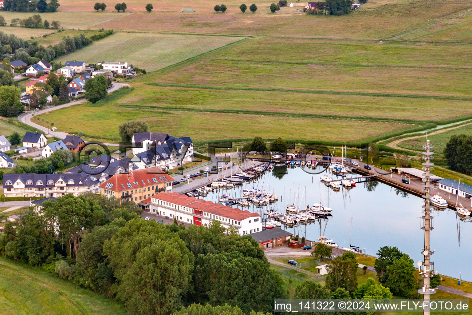 Yacht- und Fischereihafen Karlshagen im Bundesland Mecklenburg-Vorpommern, Deutschland