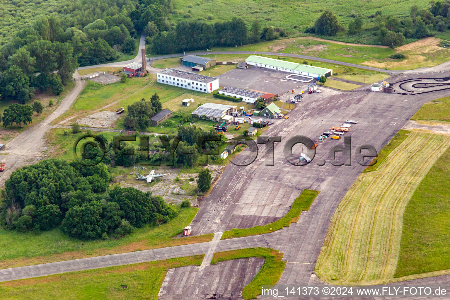 Airport Touristik Center (ATC) auf Peenemünde Airport im Bundesland Mecklenburg-Vorpommern, Deutschland