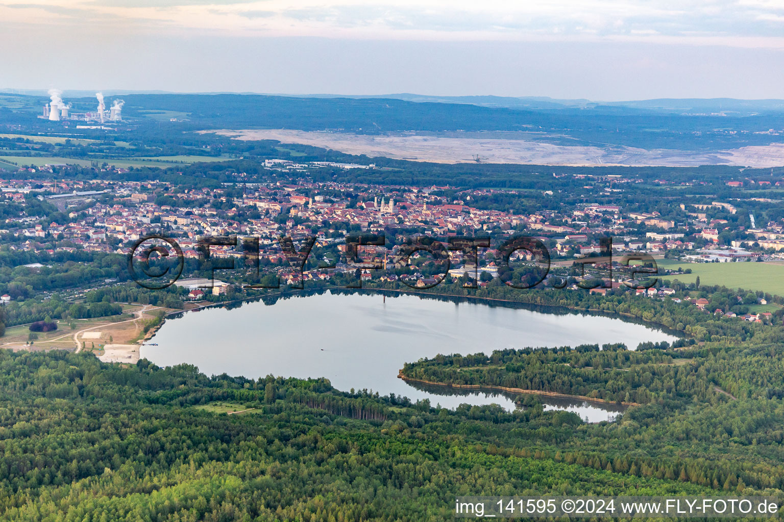 Olbersdorfer See von Südwesten im Bundesland Sachsen, Deutschland