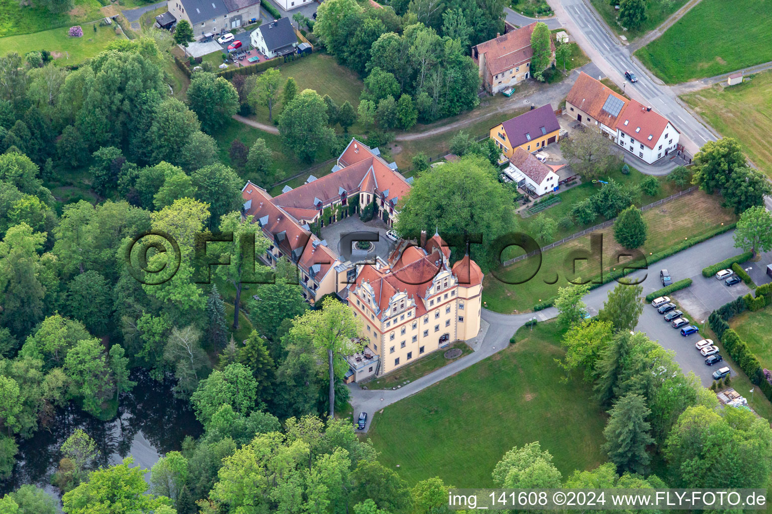 Luftbild von Schloßhotel Althörnitz im Ortsteil Hörnitz in Bertsdorf-Hörnitz im Bundesland Sachsen, Deutschland