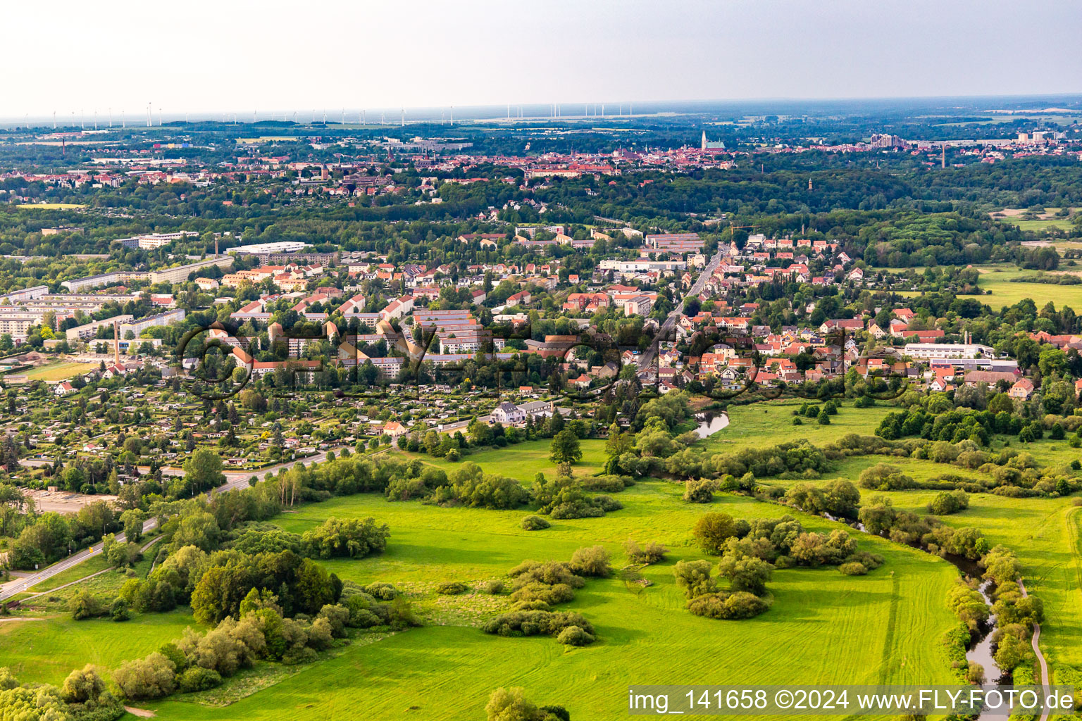 Pflaumenallee Ost im Ortsteil Weinhübel in Görlitz im Bundesland Sachsen, Deutschland