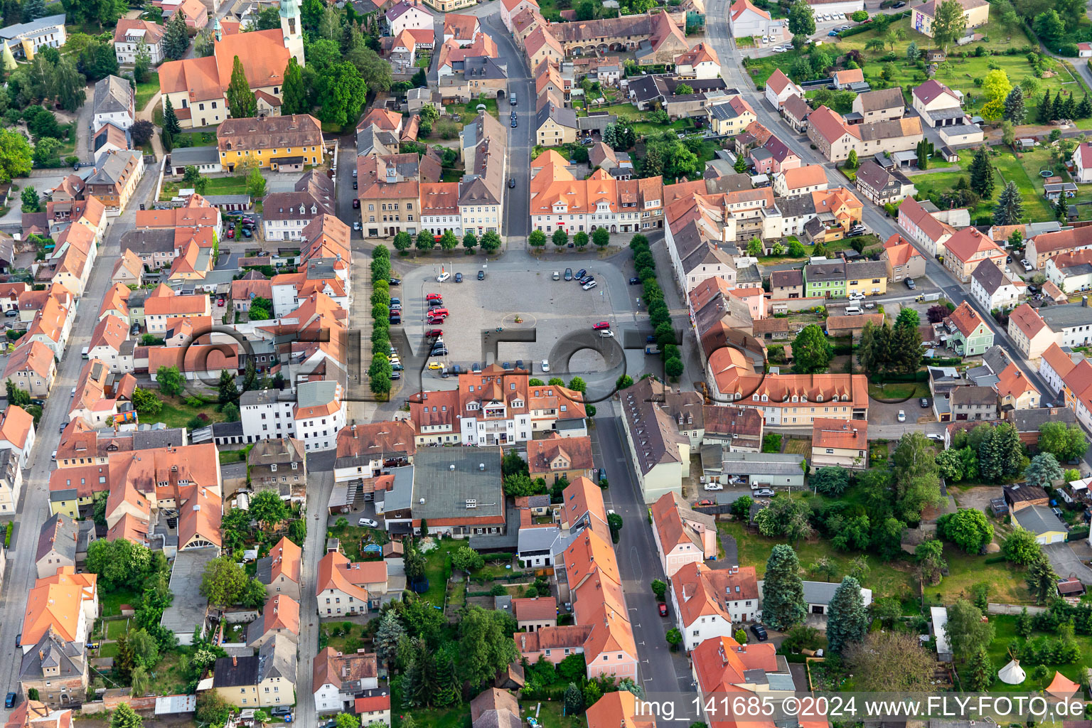 Luftbild von Marktplatz in Ostritz im Bundesland Sachsen, Deutschland