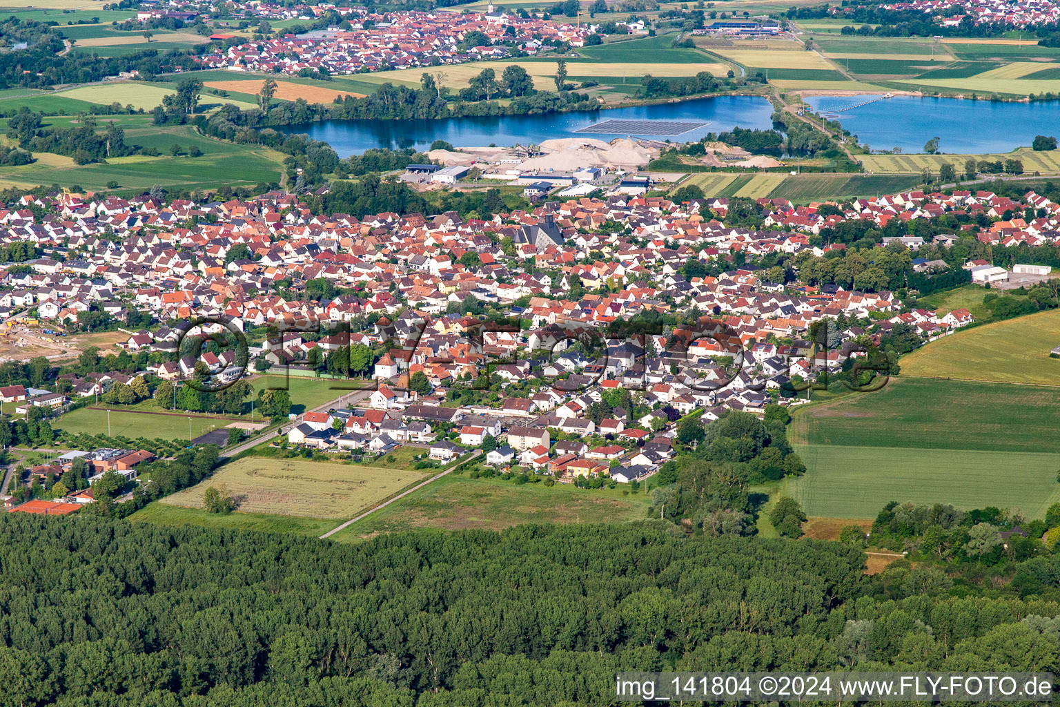 Luftaufnahme von Leimersheim von Nordosten im Bundesland Rheinland-Pfalz, Deutschland