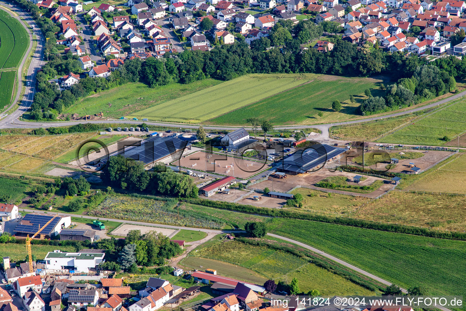 Reitstall Erlenhof Neupotz im Bundesland Rheinland-Pfalz, Deutschland