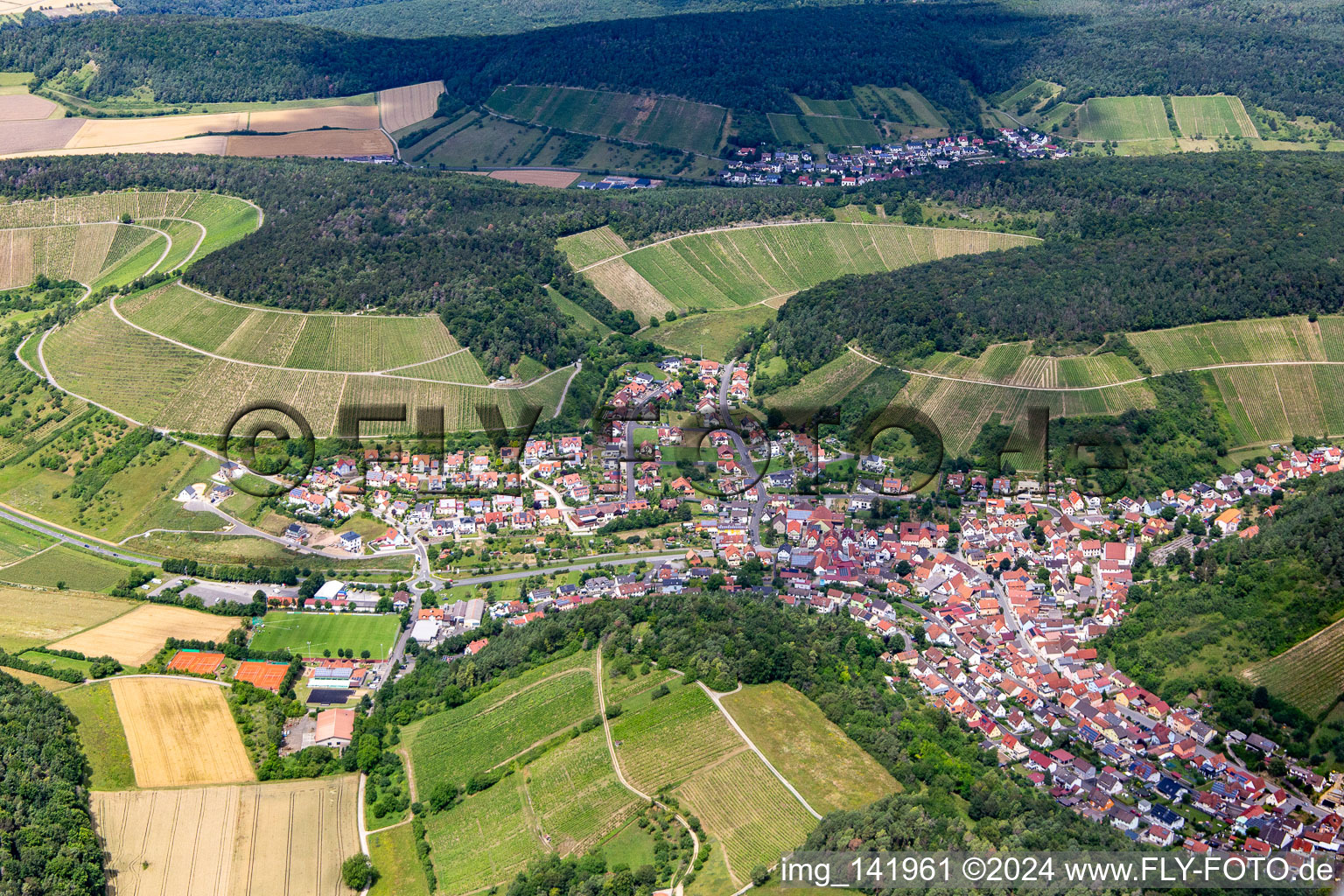 Ramsthal von Süden im Bundesland Bayern, Deutschland