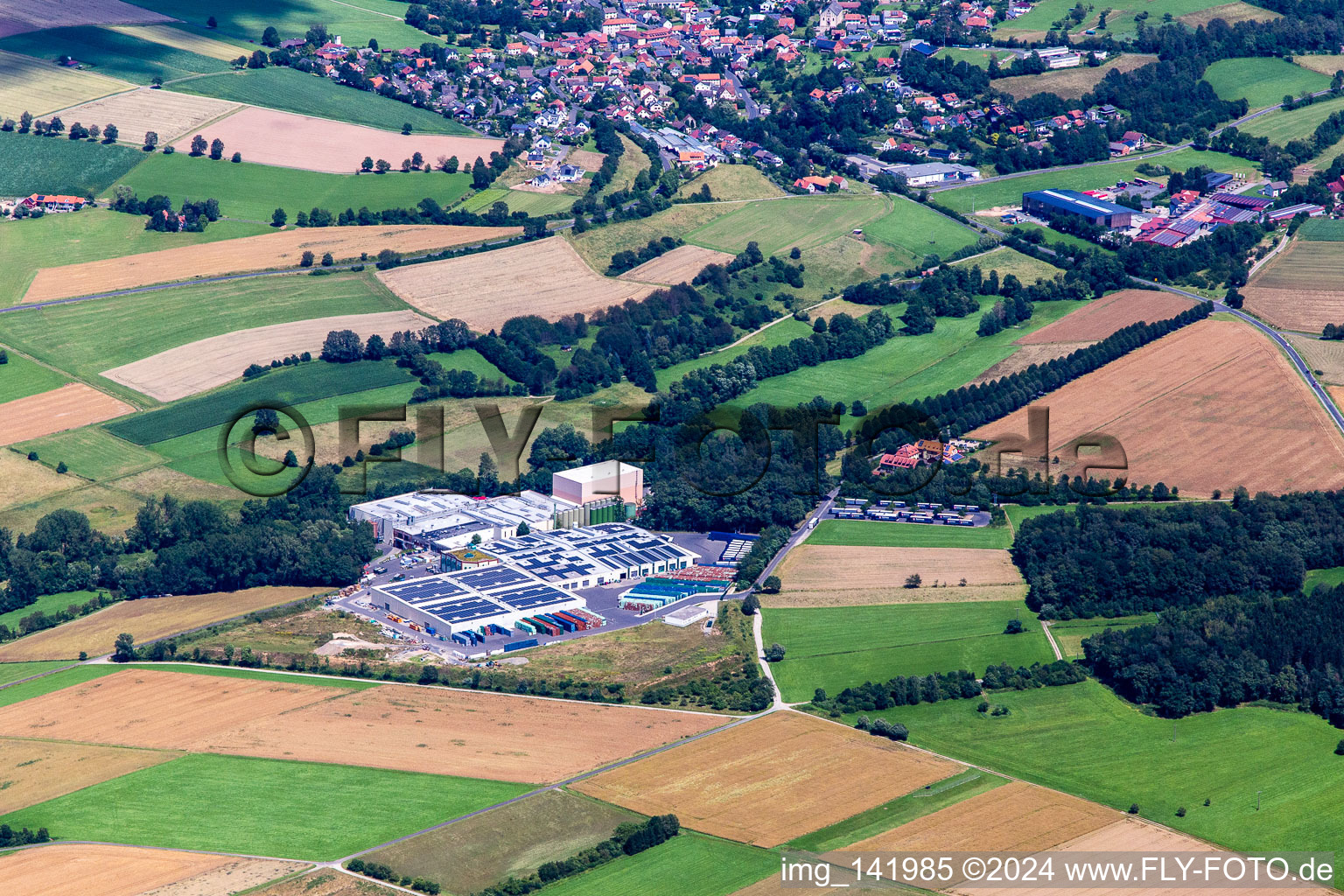 MineralBrunnen RhönSprudel Egon Schindel GmbH im Ortsteil Memlos in Eichenzell im Bundesland Hessen, Deutschland