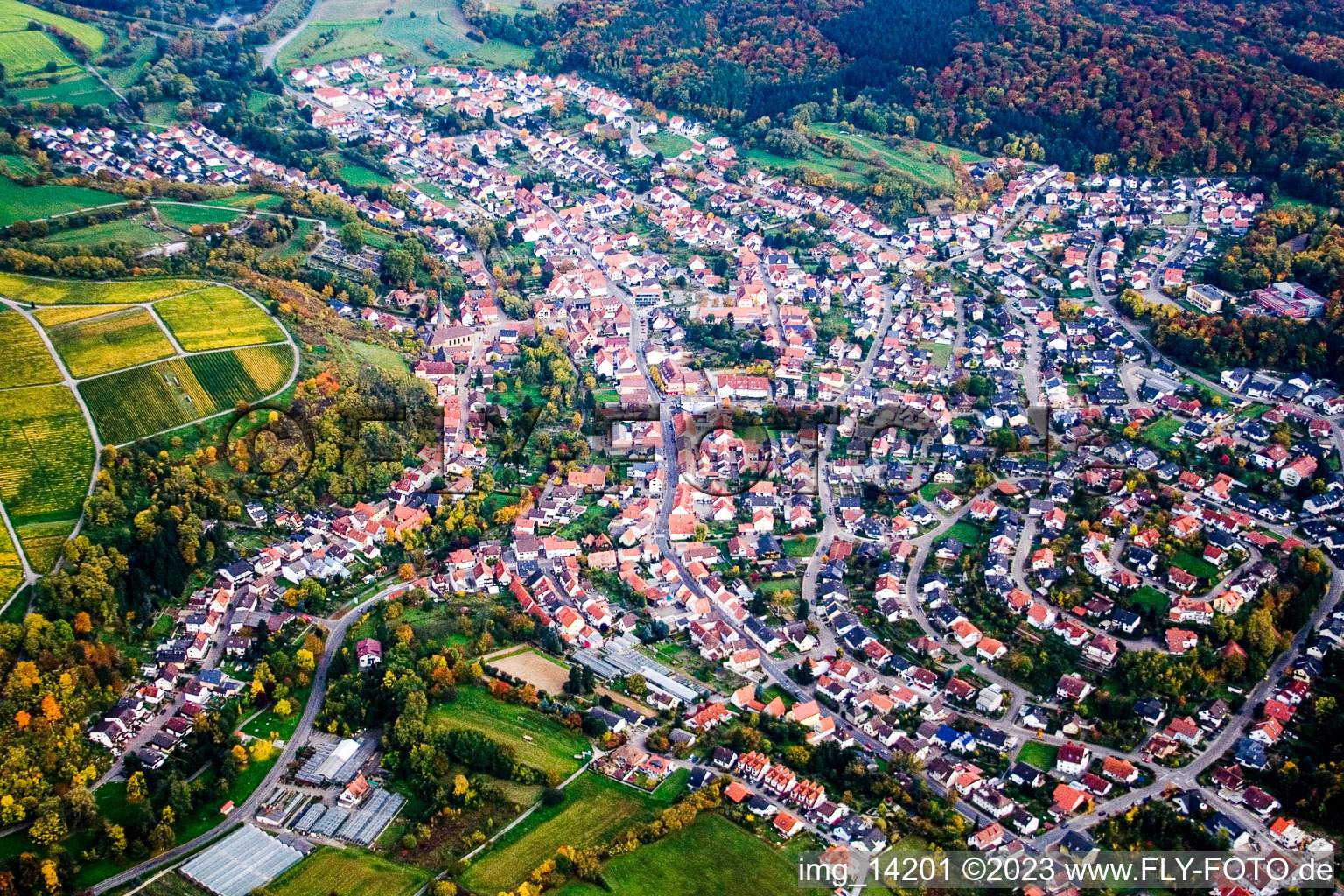 Schrägluftbild von Rotenberg im Bundesland Baden-Württemberg, Deutschland