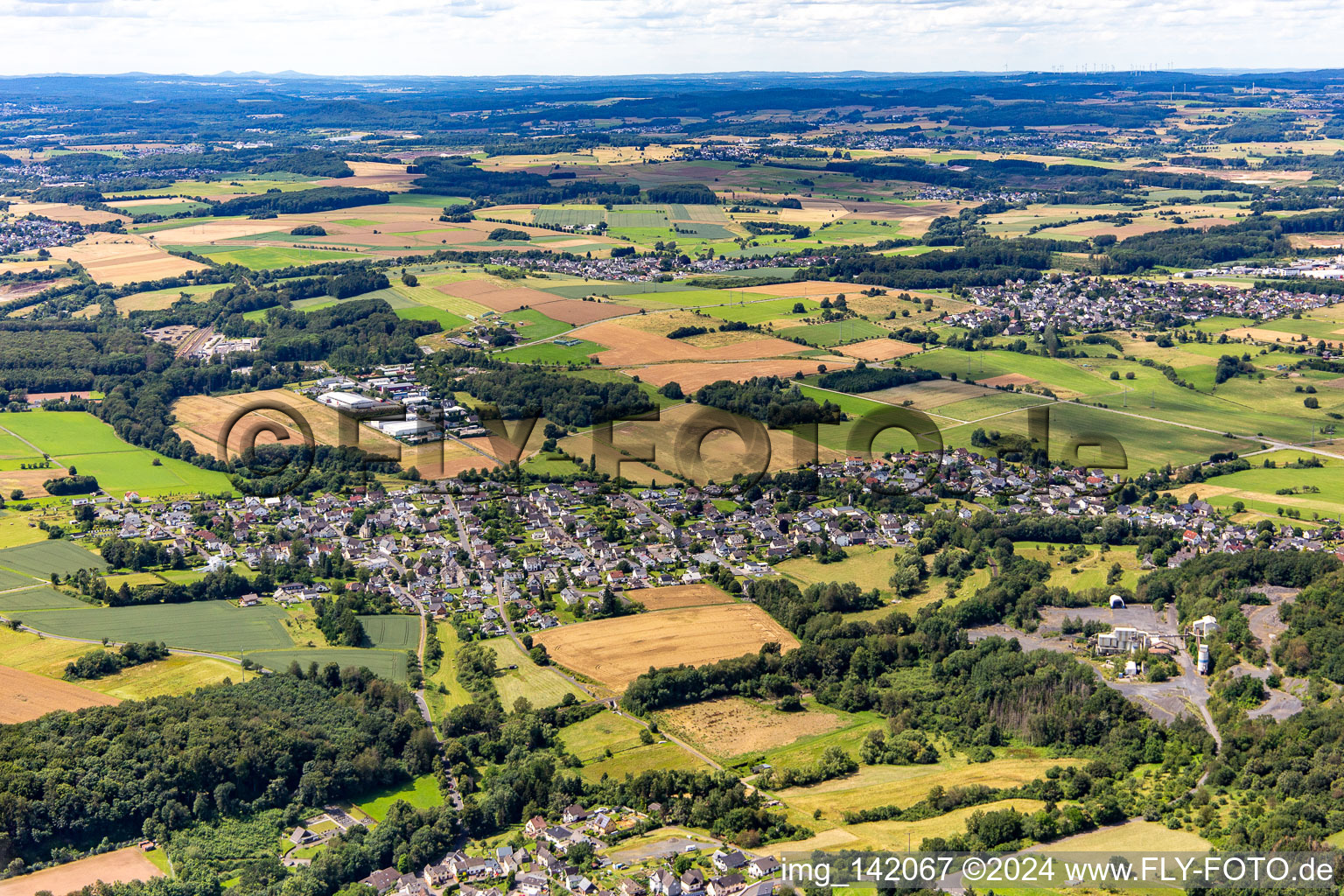 Dreikirchen von Südosten im Bundesland Rheinland-Pfalz, Deutschland